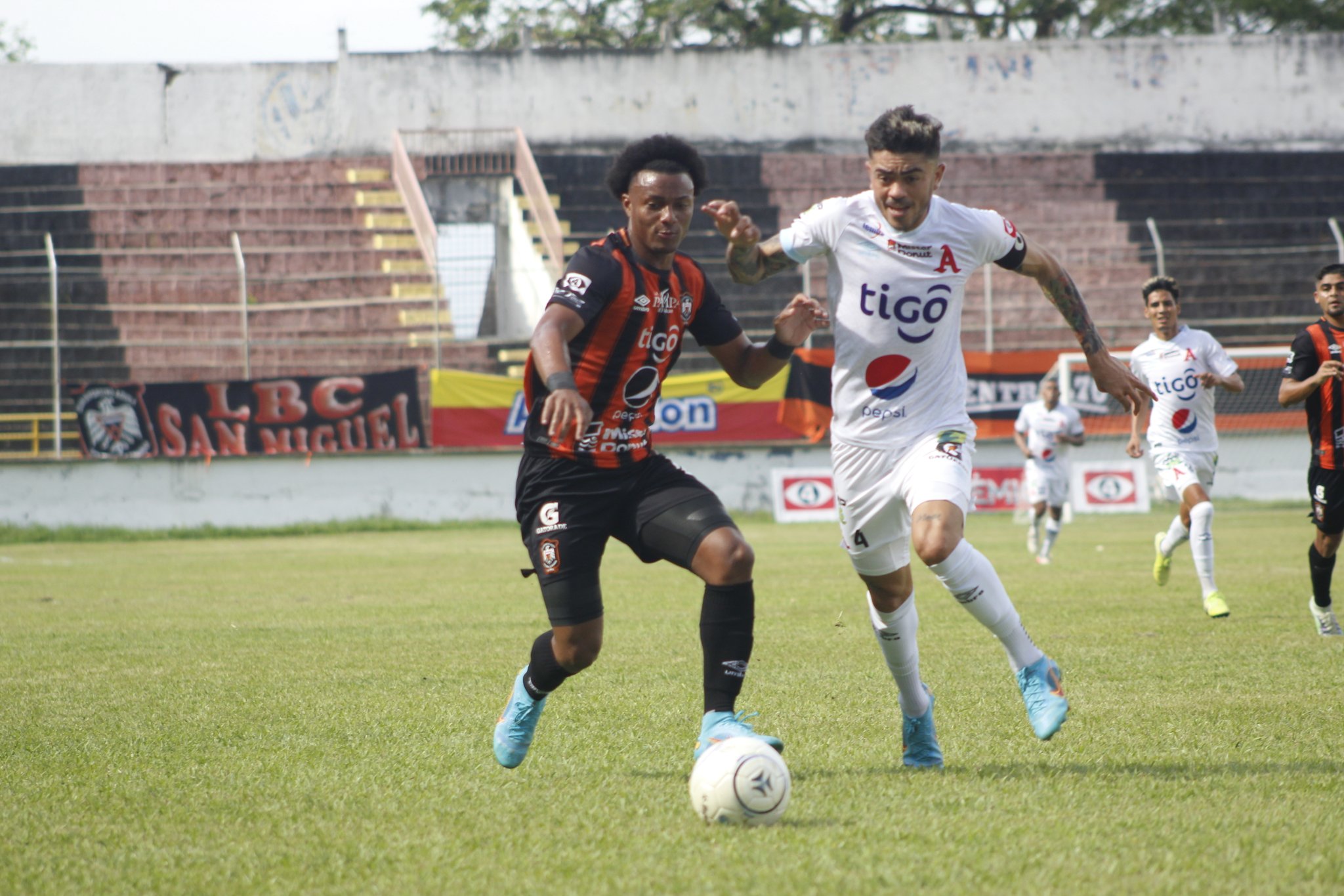 POR QUINTA OCASIÓN, UNA FINAL ÁGUILA VS ALIANZA - Chambita Monge